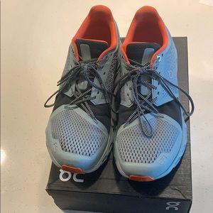 ON Cloudstratus Cobble/Ivy Men 9.5 (Women 11)